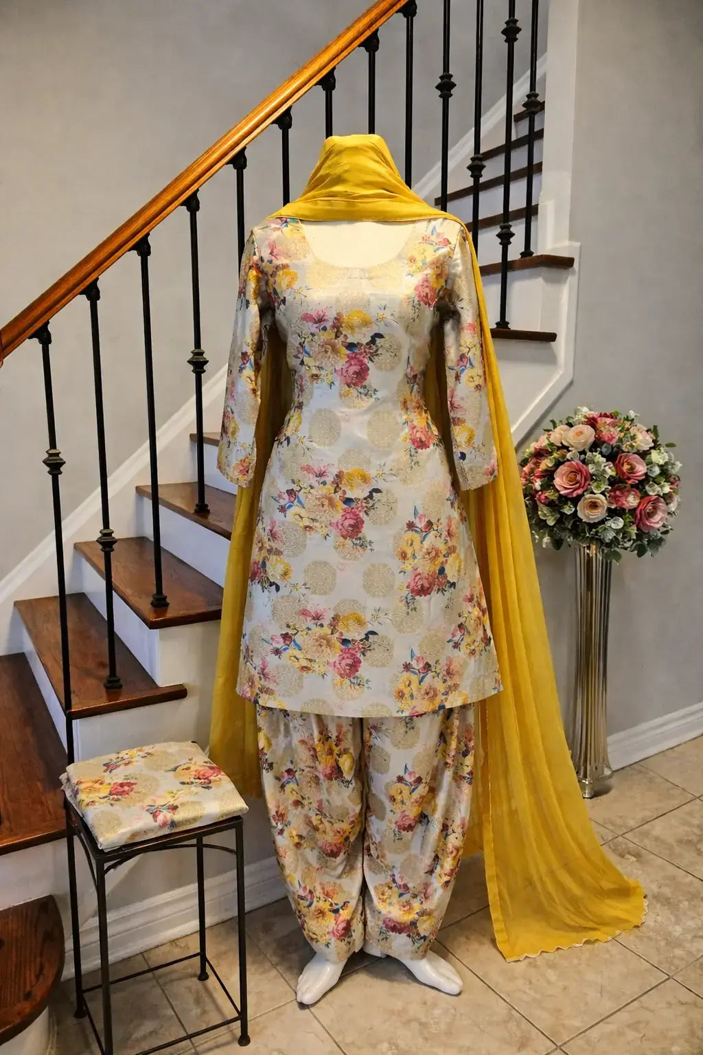 Golden/Yellow (Zafira Silk)